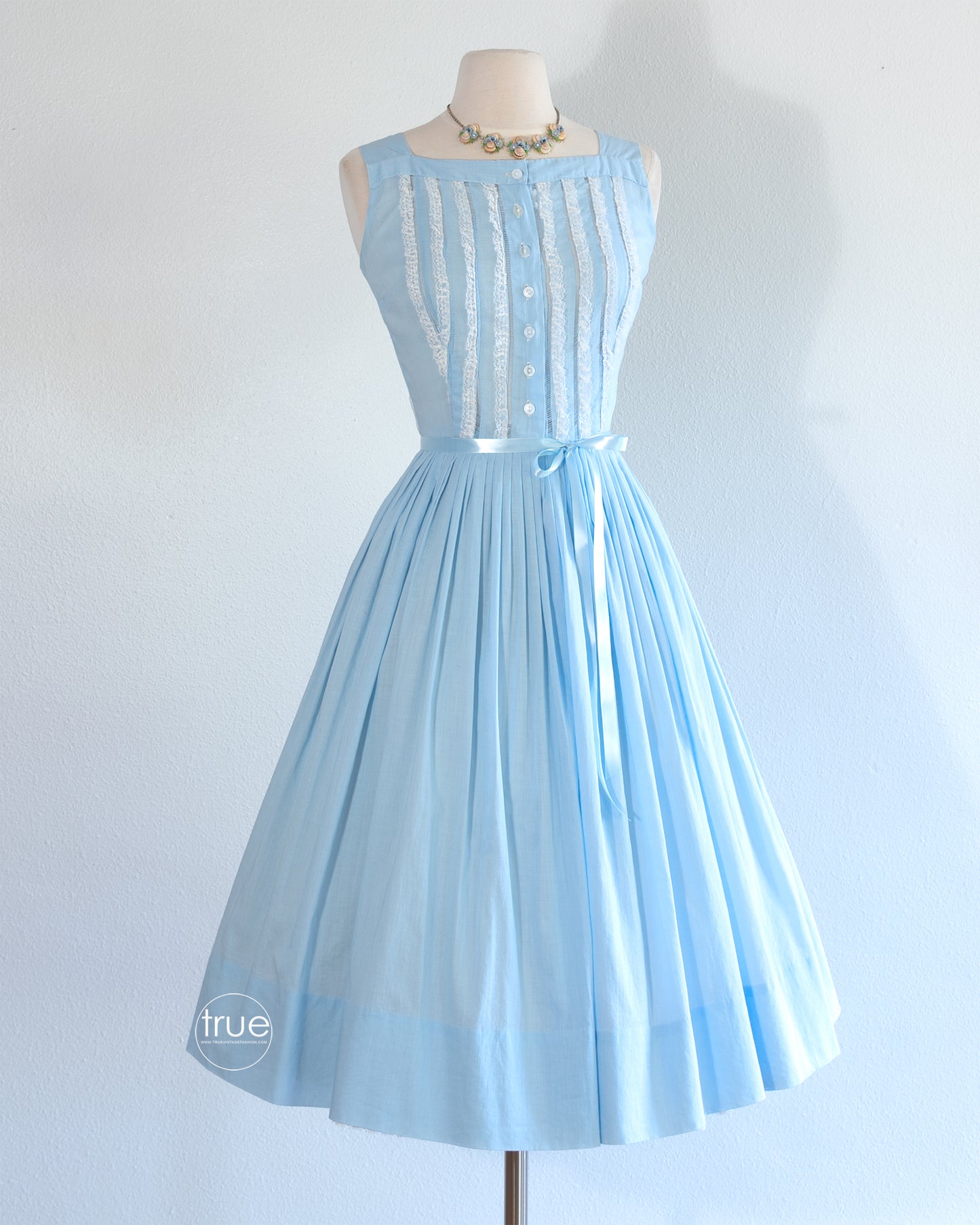 vintage 1950's dress ...easy breezy sky blue with ruffles full skirt dress