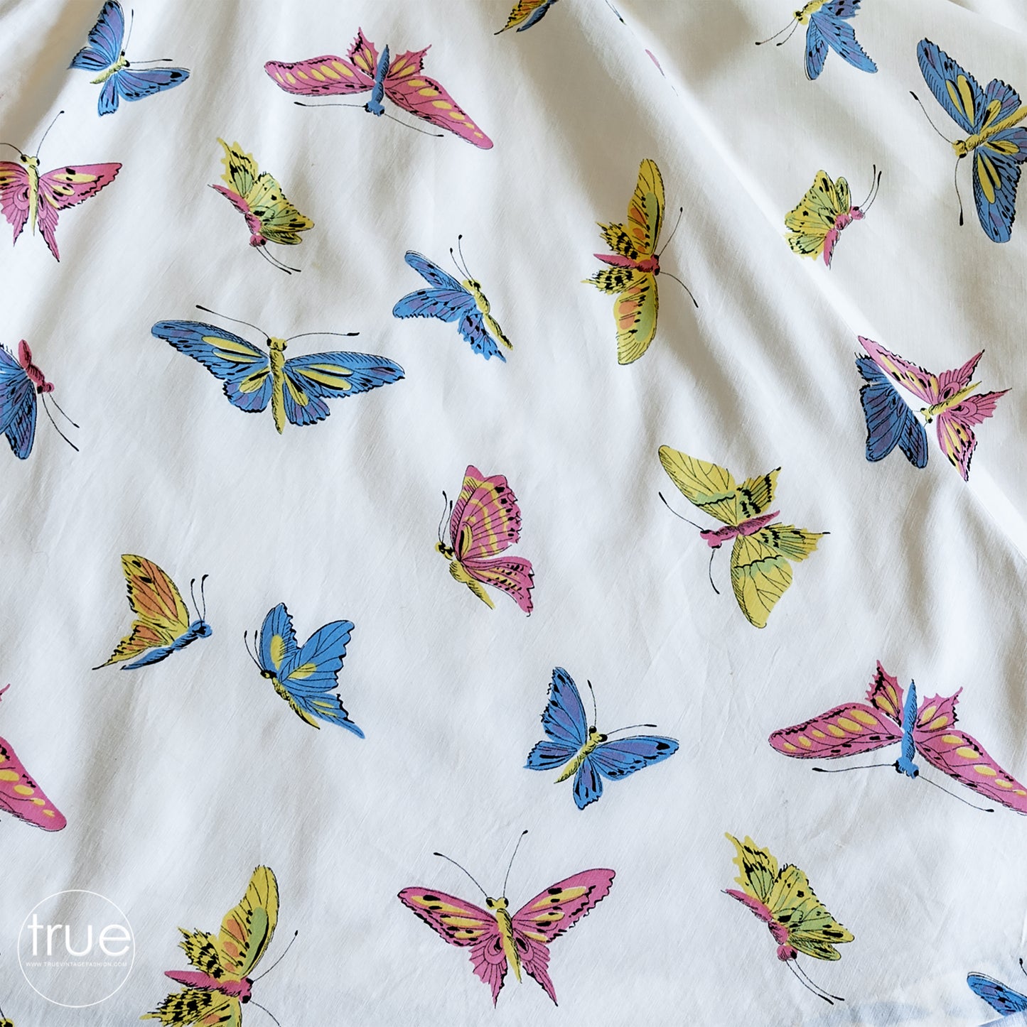 vintage 1950's dress ...garden magic BUTTERFLY novelty print cotton dress