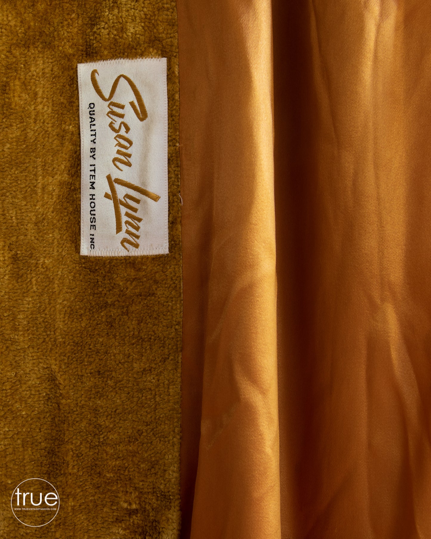 vintage 1960's coat ...gorgeous Kaufman Bros Susan Lynn golden carpet coat