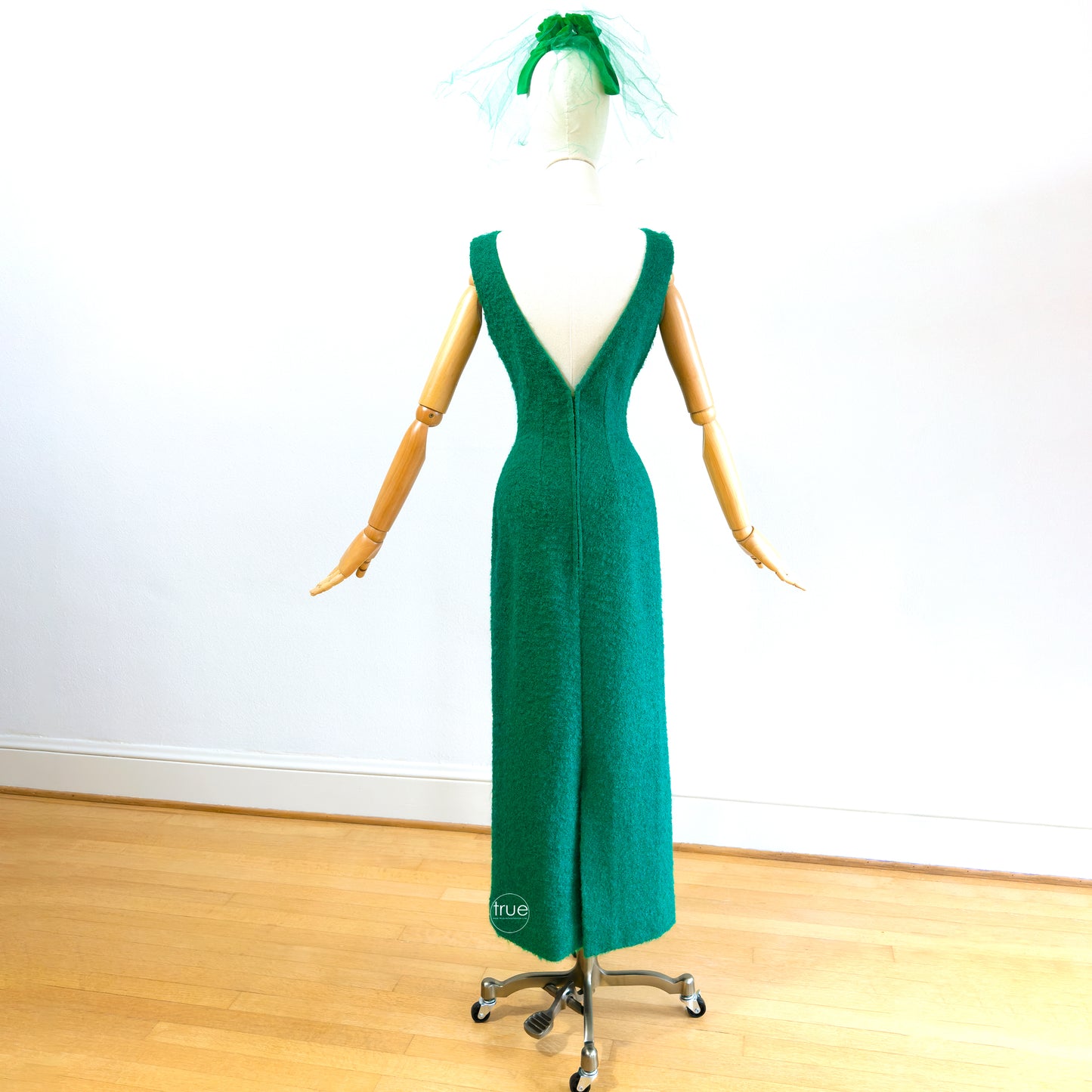 vintage 1950's dress ...vavavoom kelly green bouclé bombshell dress