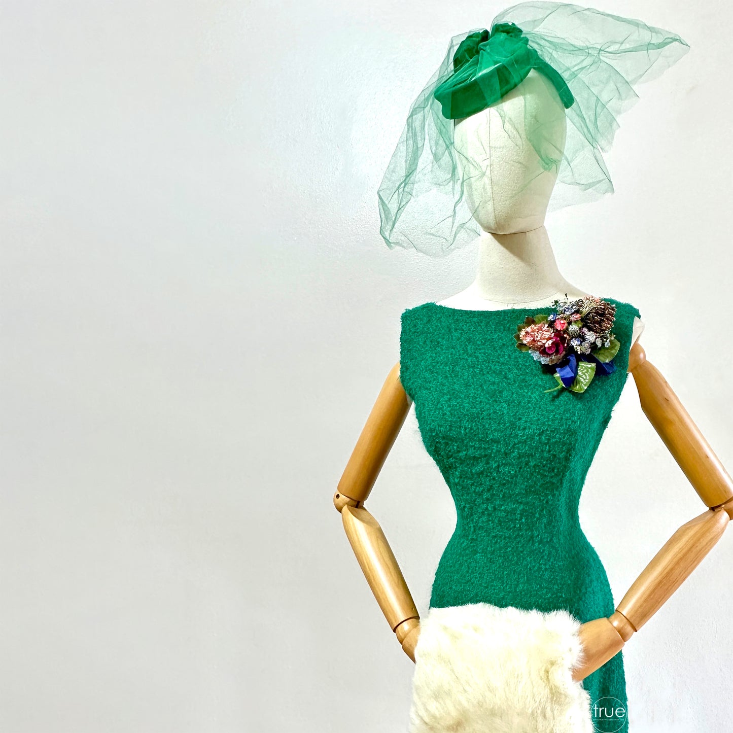 vintage 1950's dress ...vavavoom kelly green bouclé bombshell dress
