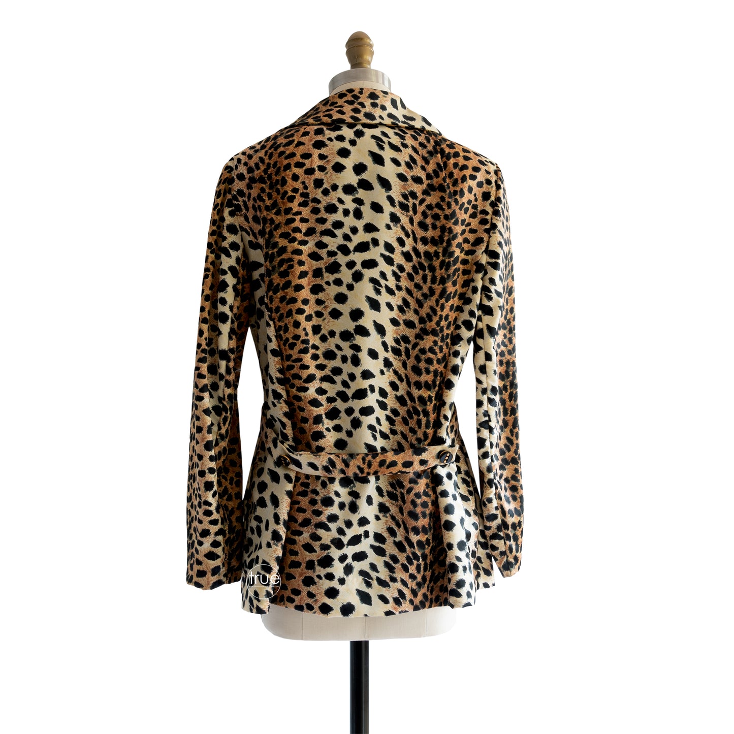 vintage 1960's jacket ...wardrobe staple LILLI ANN leopard jacket w/amazing buttons & pockets!