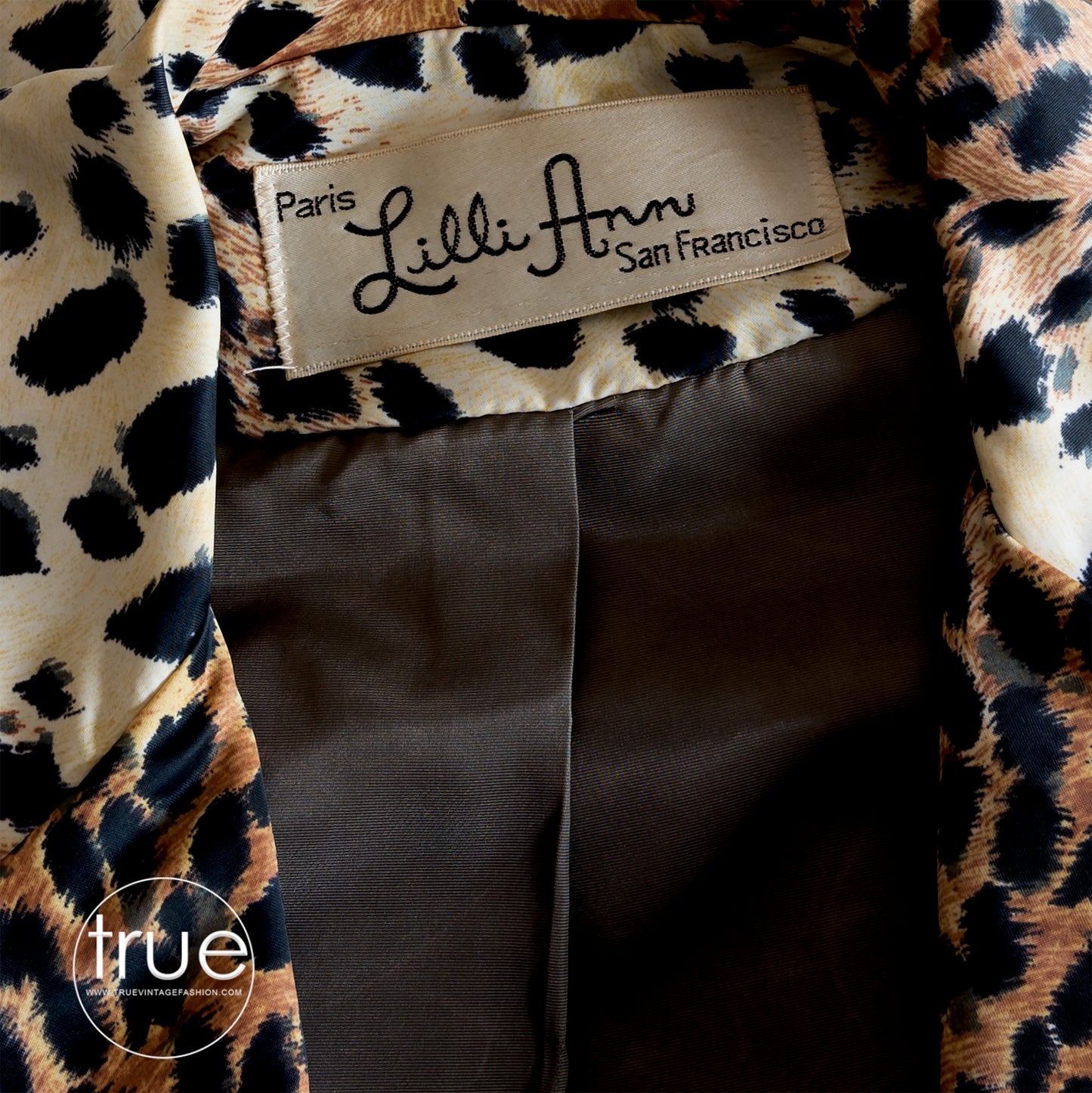 vintage 1960's jacket ...wardrobe staple LILLI ANN leopard jacket w/amazing buttons & pockets!