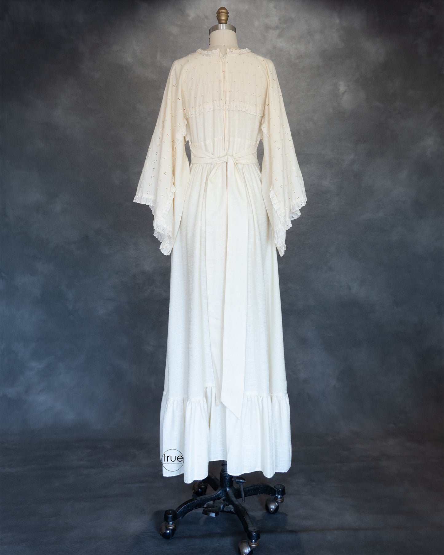 vintage 1970's dress ...fatm staple MALOUF of dallas gunne sax style angel sleeve maxi dress