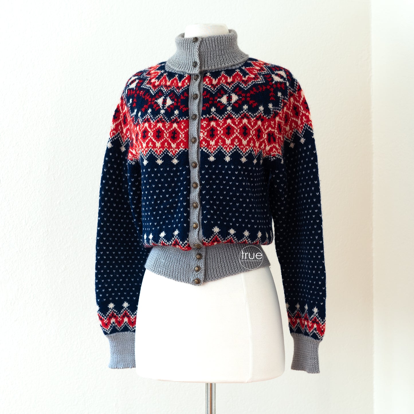 vintage 1940's sweater ...classic danish Paul Mage for Meier & Frank ski sweater