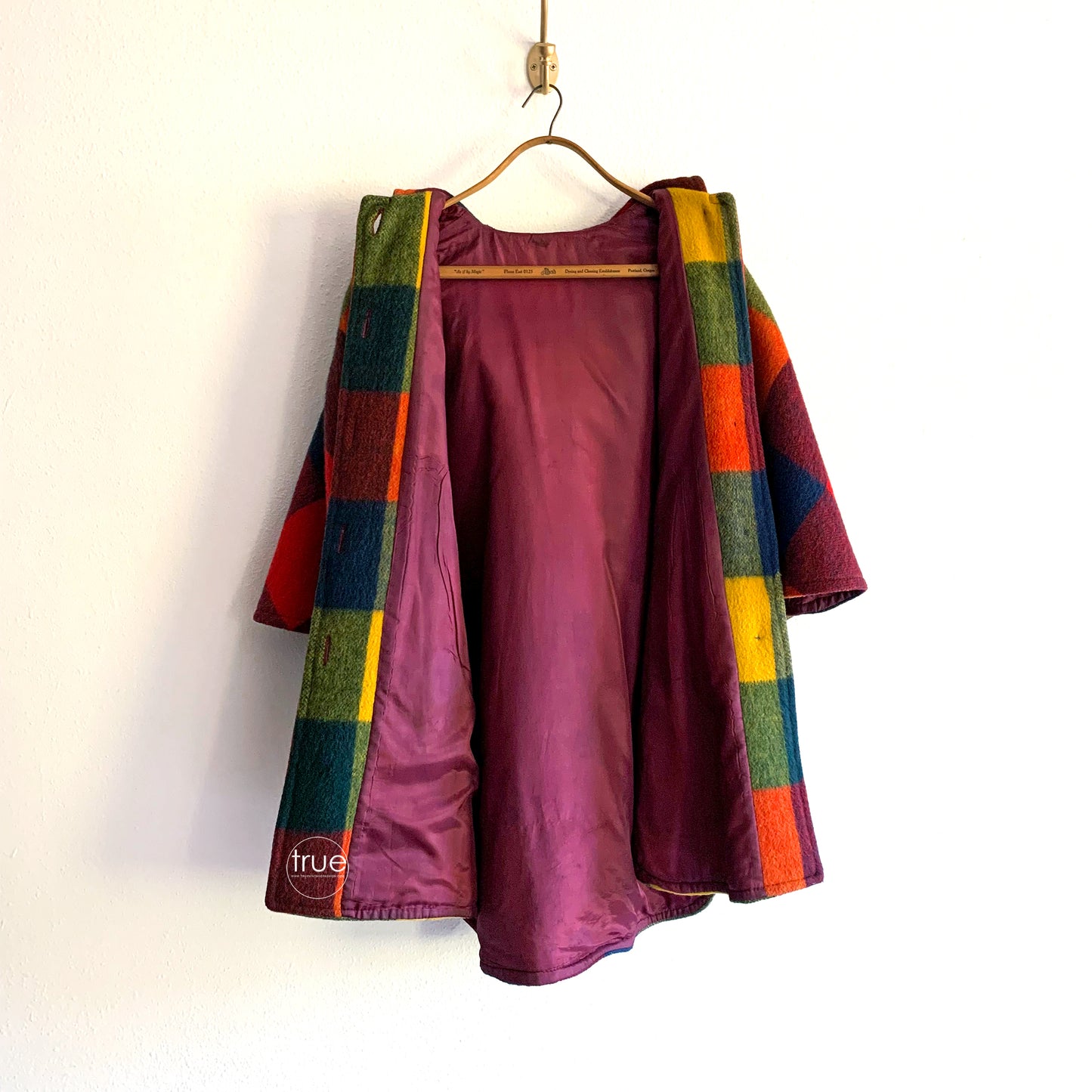 vintage 1970's coat ...2DIE4 hooded RAINBOW plaid cape poncho