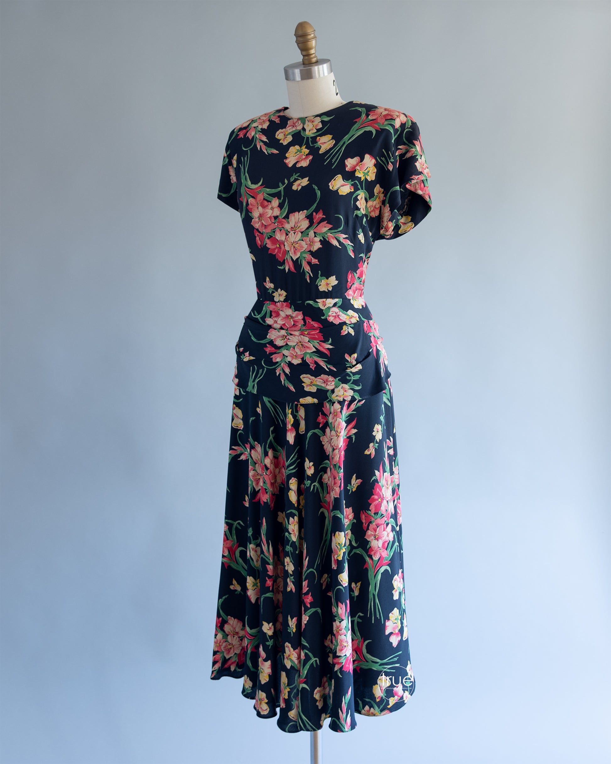 1940's cold rayon dress