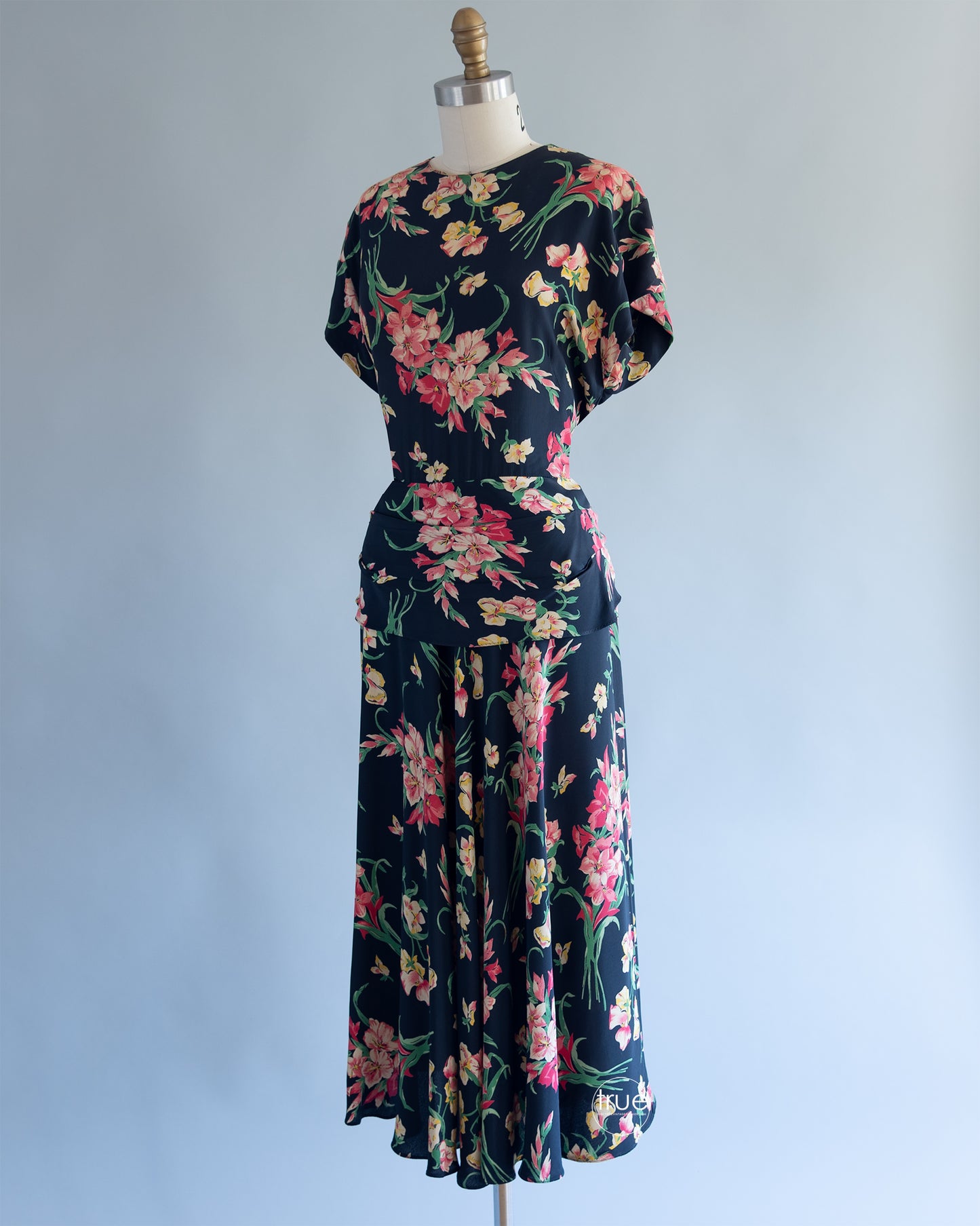 vintage 1940's rayon dress