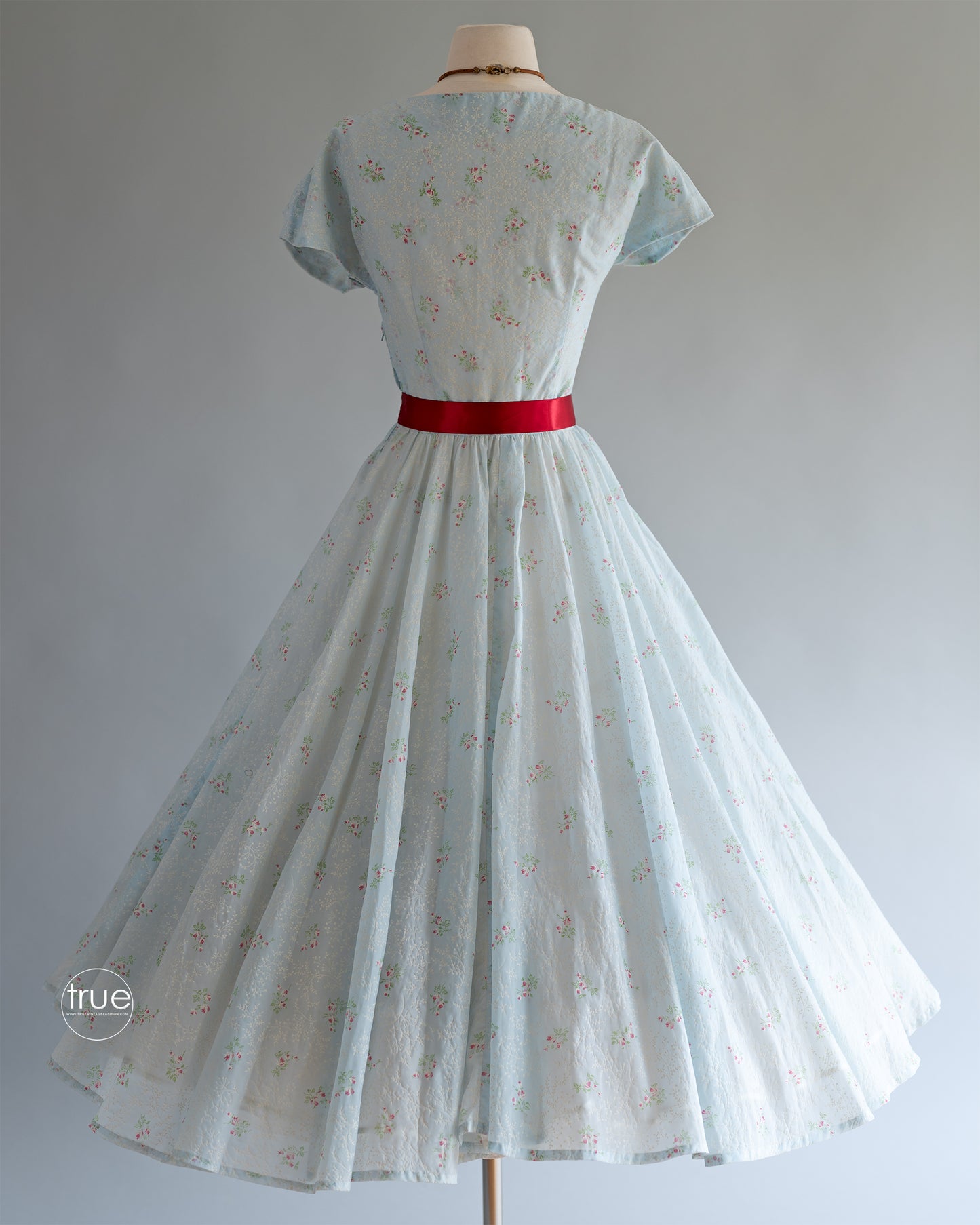vintage 1940's dress ...pretty light & floaty semi-sheer floral full skirt dress
