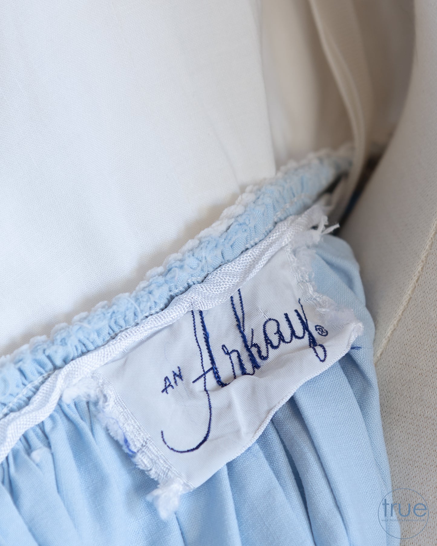 vintage 1950's dress ...sweetest EVER an Arkay white pink & blue cotton sundress