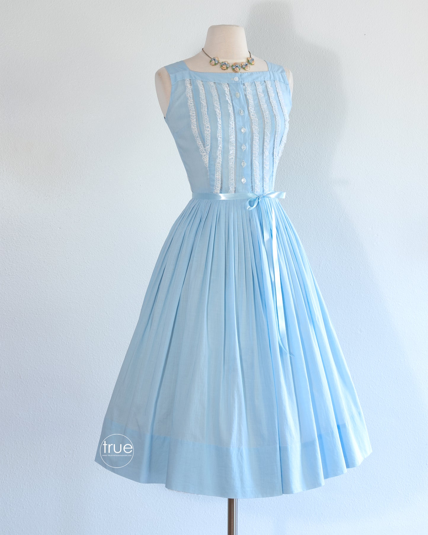 vintage 1950's dress ...easy breezy sky blue with ruffles full skirt dress