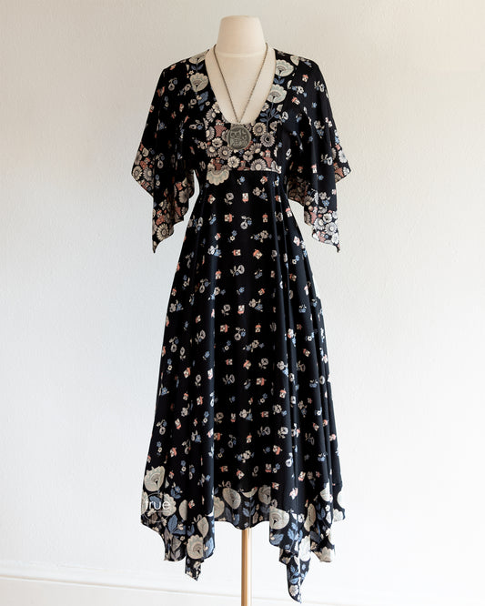 vintage 1970's dress ...fave Chorus Line California hanky hem novelty print scarf dress