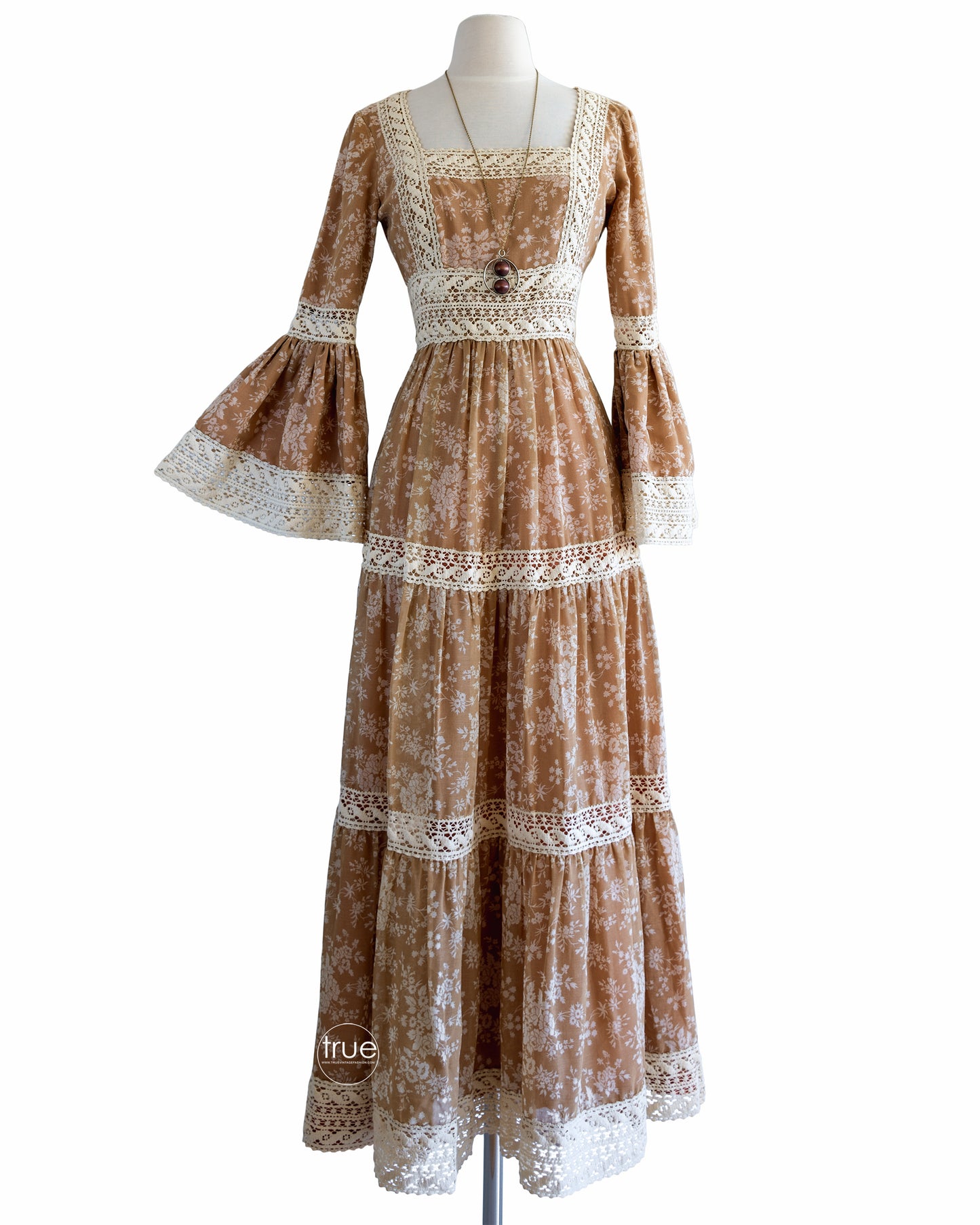 vintage 1970's dress ...designer Victor Costa gunne sax style midi dress