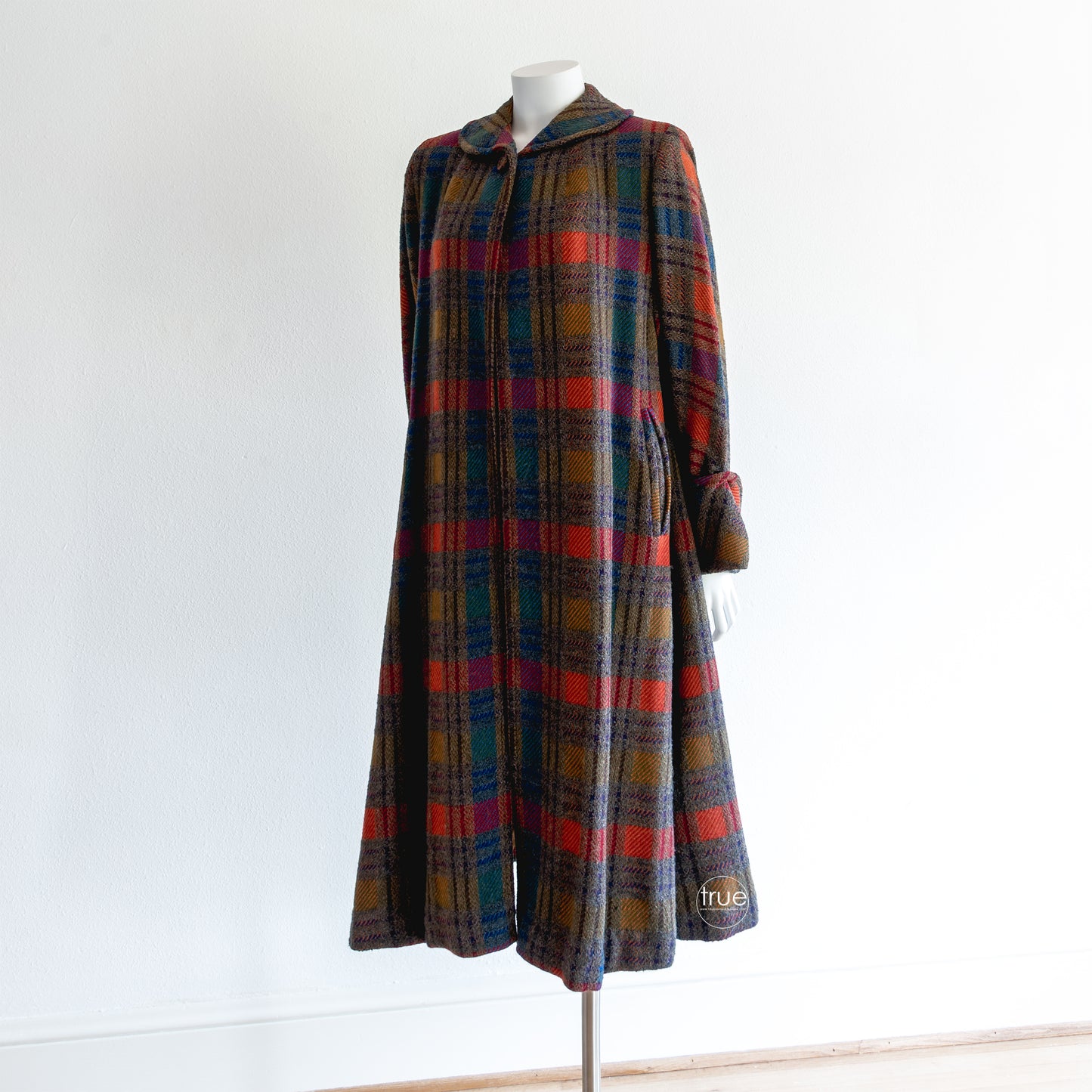 vintage 1940's coat ...gorgeous DAVIDOW rainbow plaid swing coat