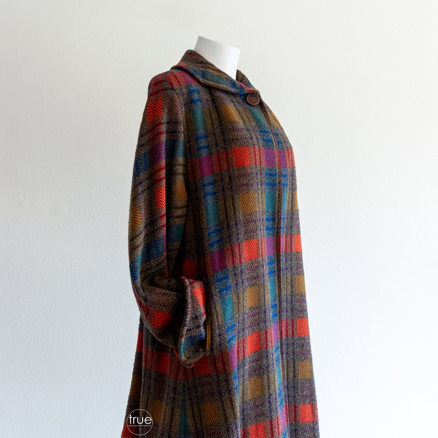 vintage 1940's coat ...gorgeous DAVIDOW rainbow plaid swing coat