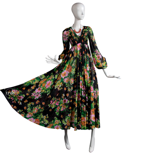true vintage 1970's dress
