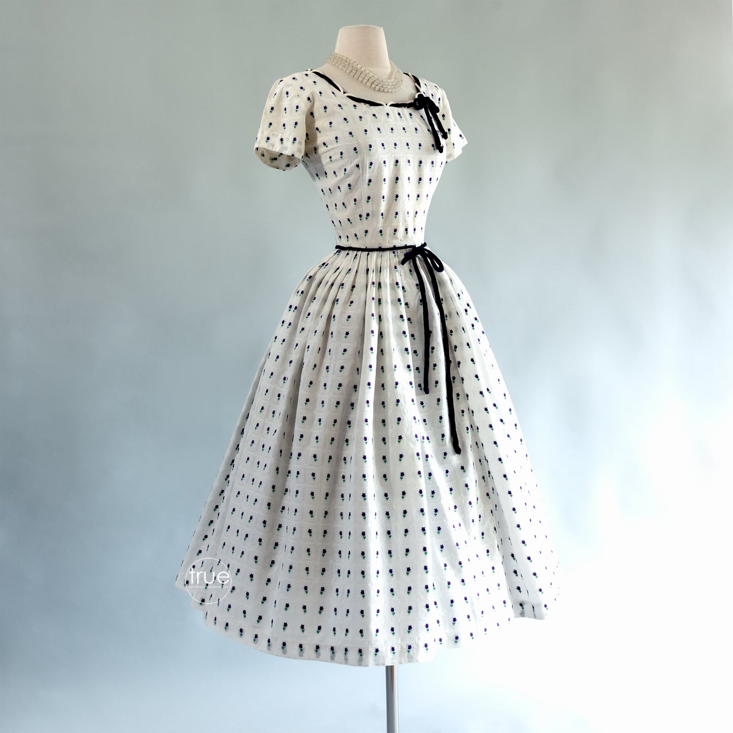 vintage 1940's dress ...pretty DORIS FEIN original needle woven lattice cotton embroidered purple tulip dress
