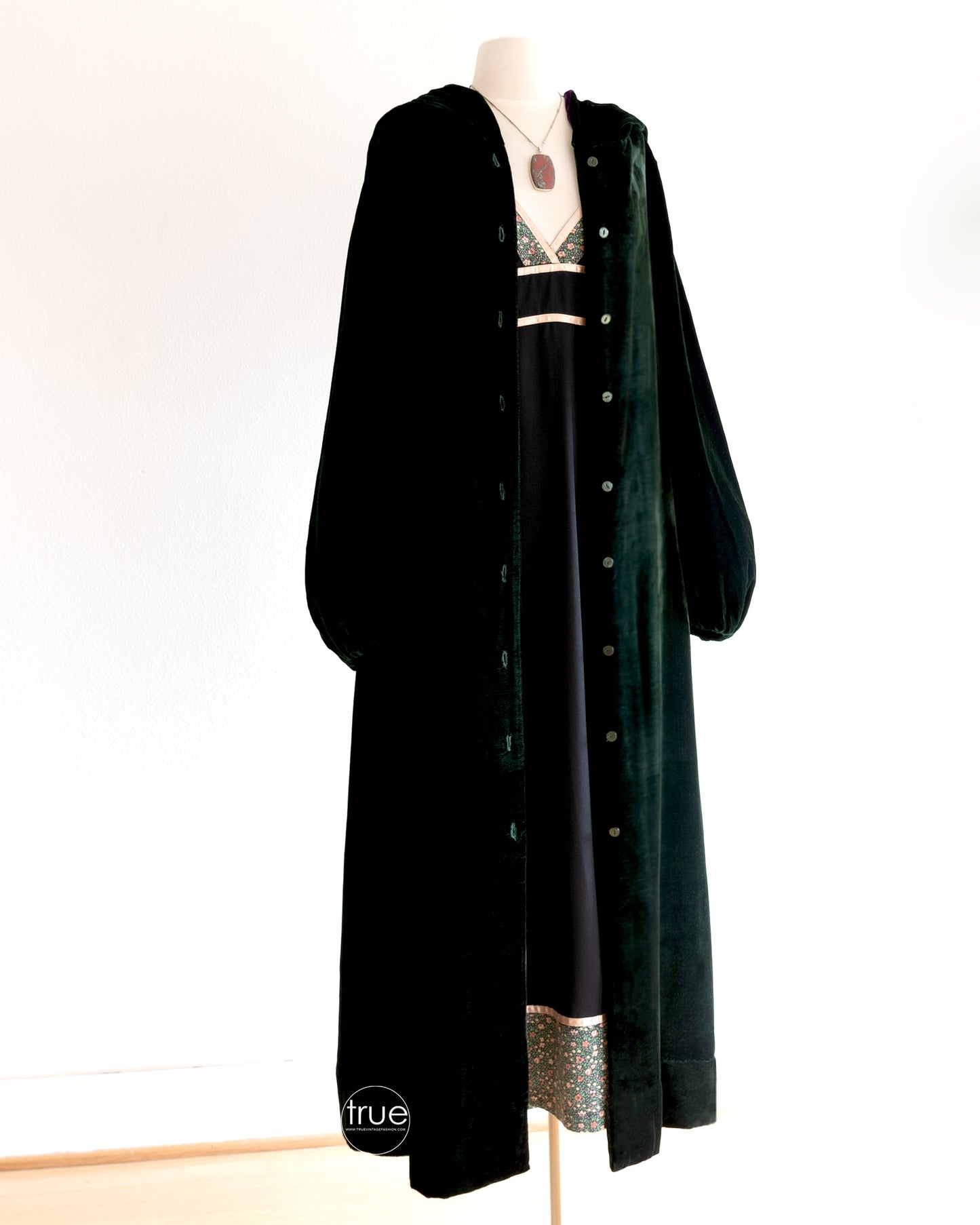 vintage 1970's cape ...rare India Imports of Rhode Island emerald & amethyst velvet hooded duster with bishop sleeves