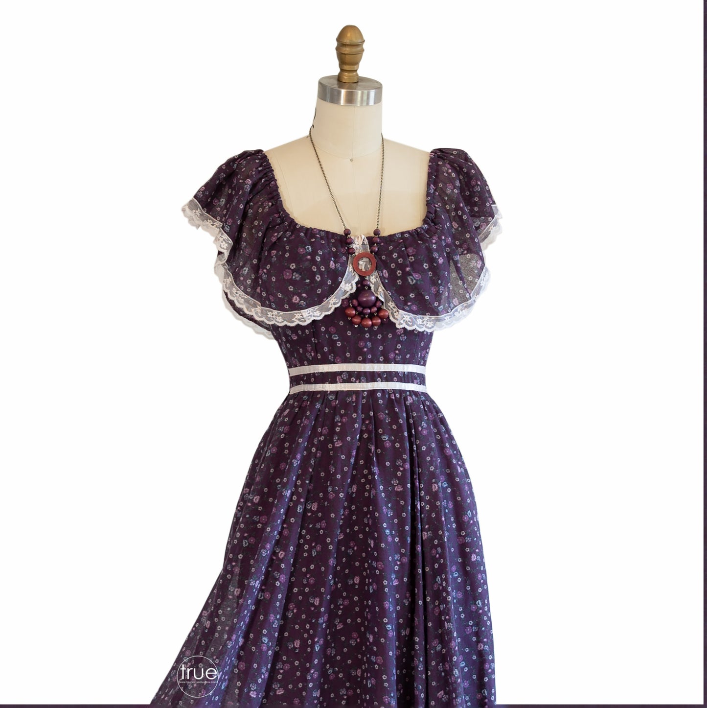 vintage 1970's dress ...plum calico Gunne Sax dress