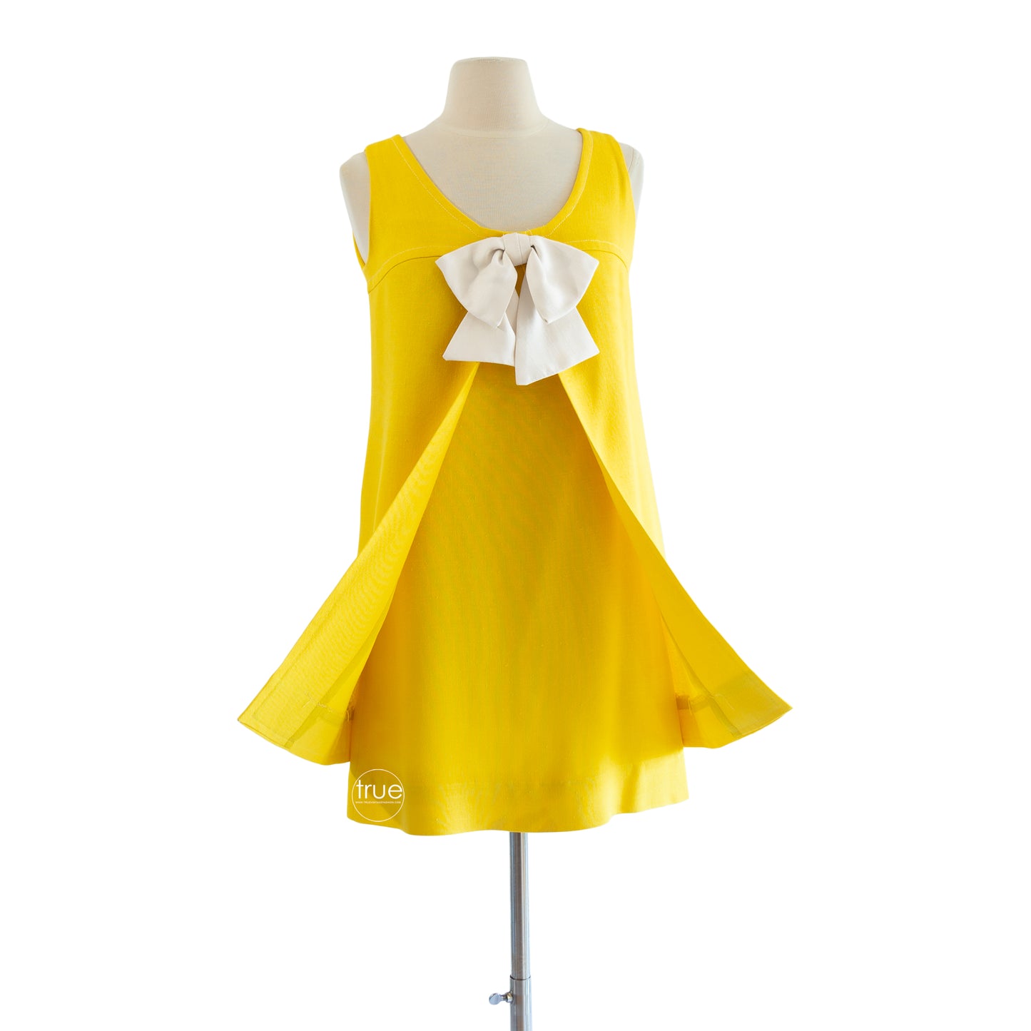 vintage 1960's mini dress ...super cute S.HOWARD HIRSH sunny yellow moygashel linen MOD mini