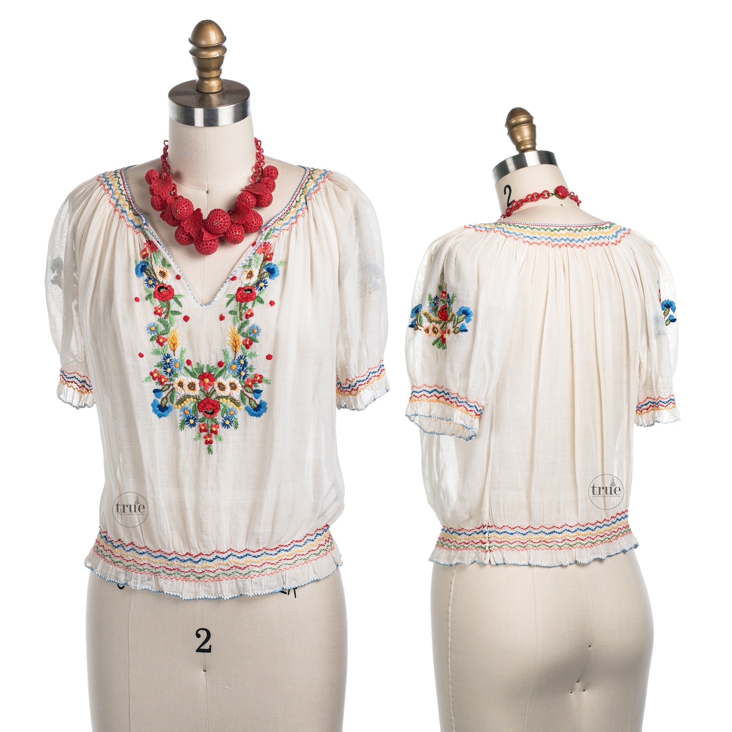 vintage 1940's HUNGARIAN embroidered peasant top