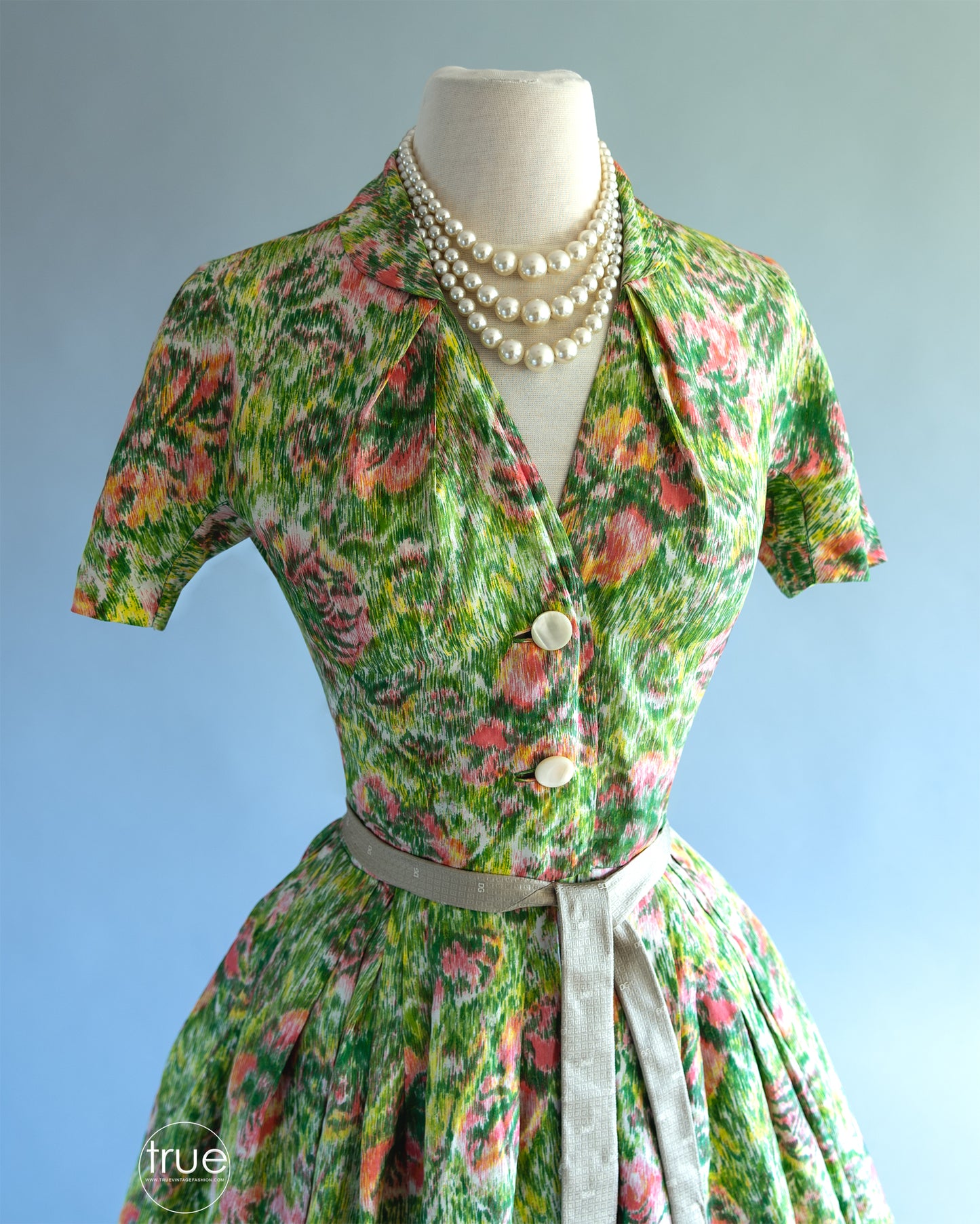 vintage 1950's dress ...prettiest ever I.MAGNIN & CO silk midcentury impressionist floral dress