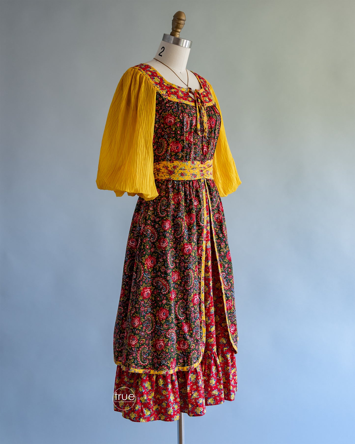 vintage 1970's dress ...gorgeous JODY T of California ultimate cottagecore prairie dress