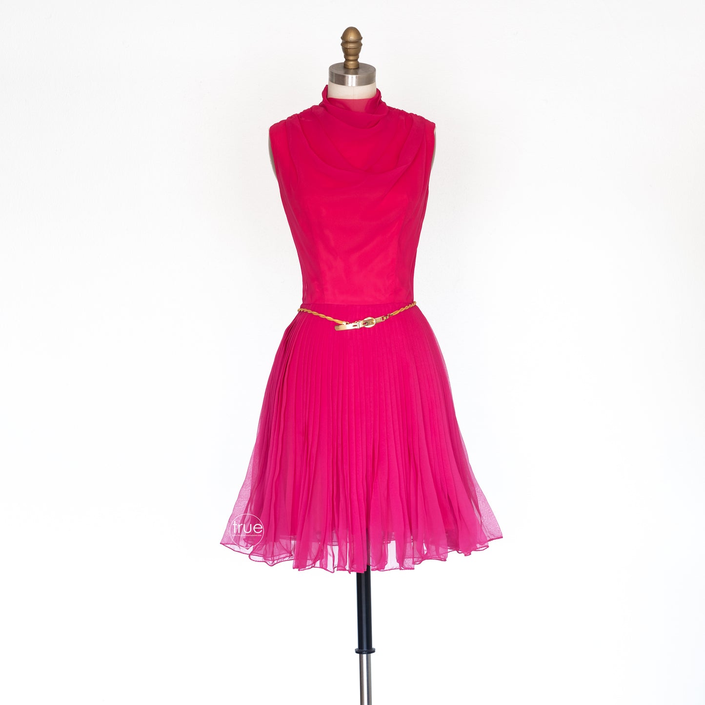 vintage 1960's dress ...flirty LILLI DIAMOND california barbie pink chiffon dress