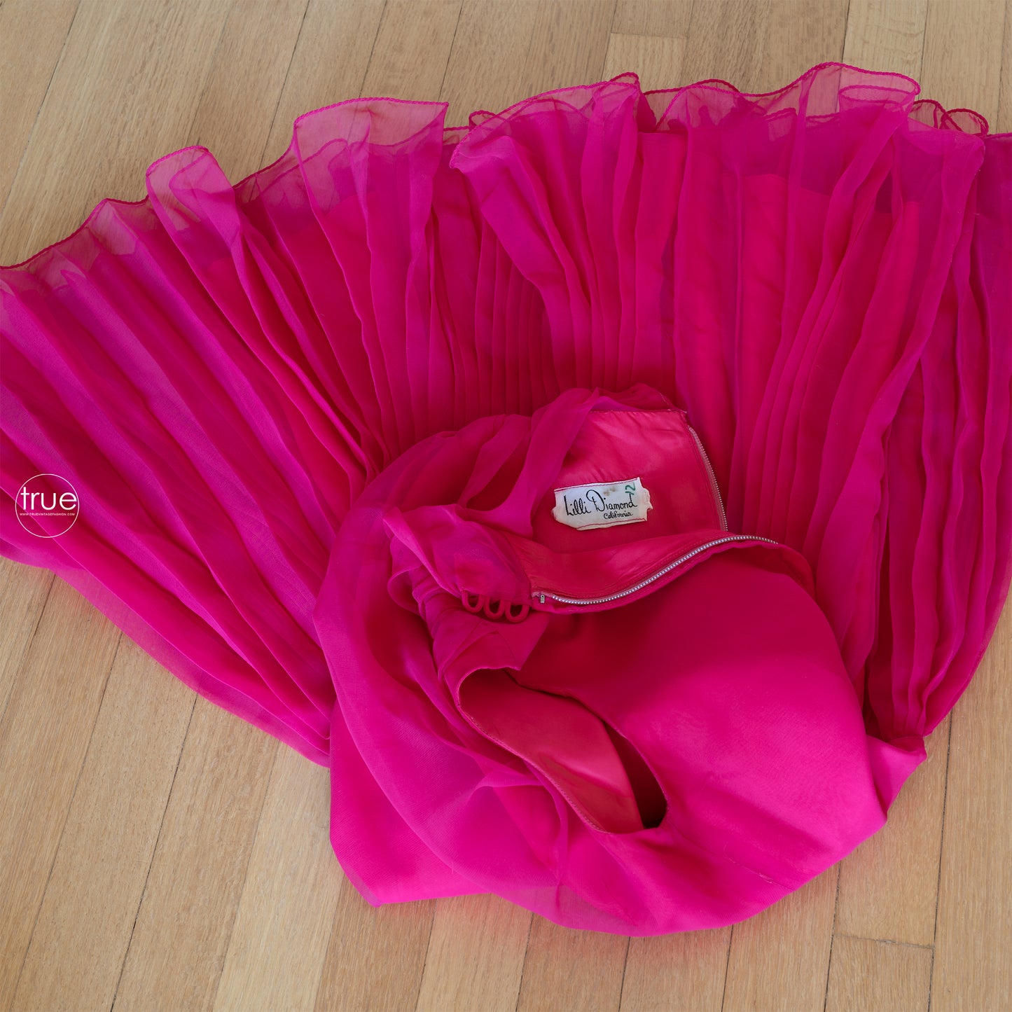 vintage 1960's dress ...flirty LILLI DIAMOND california barbie pink chiffon dress