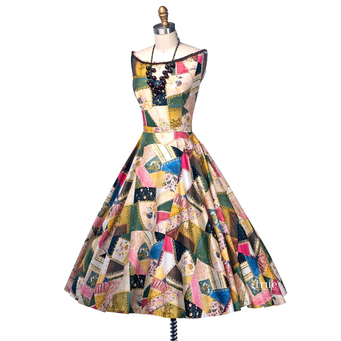 vintage 1950's dress ...fab Madalyn Miller crazy quilt novelty print full circle skirt dress