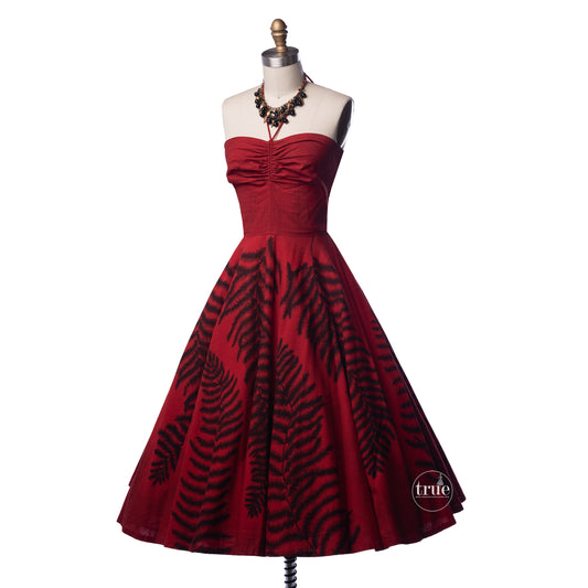 vintage 1950's dress ...2die4 Maya de Mexico red hand-painted circle skirt halter dress