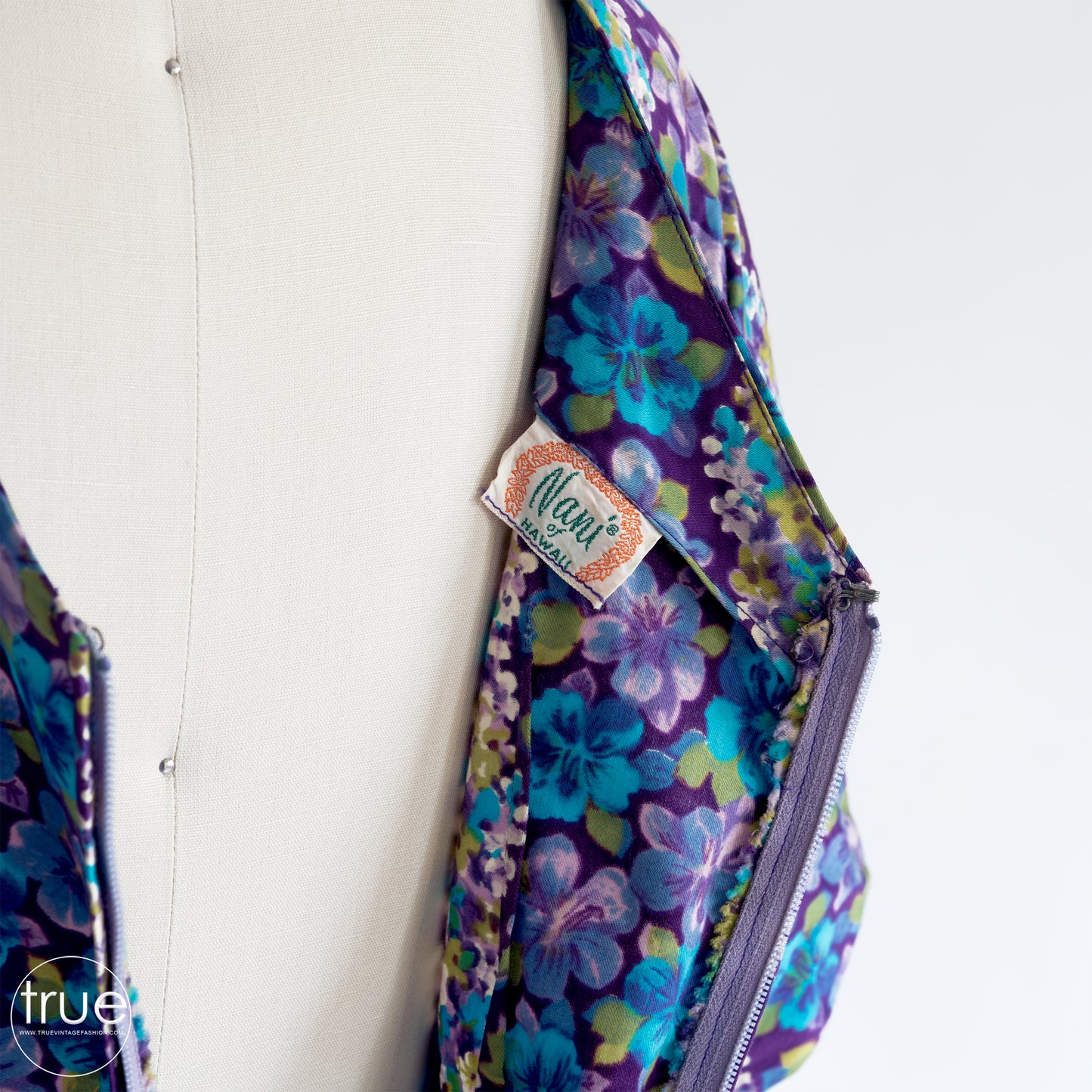 vintage 1960's dress ...beautiful NANI of Hawaii lei print cotton wrap bust midi hawaiian dress