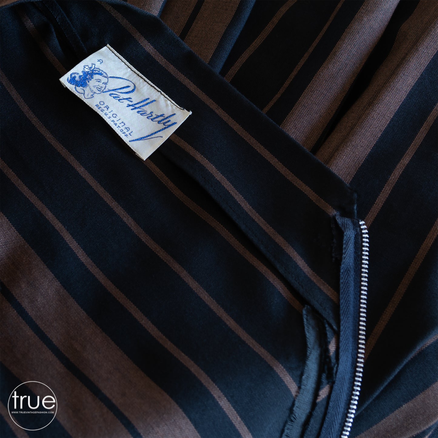 vintage 1950's dress ...best fall PAT HARTLY Original striped big bow dress