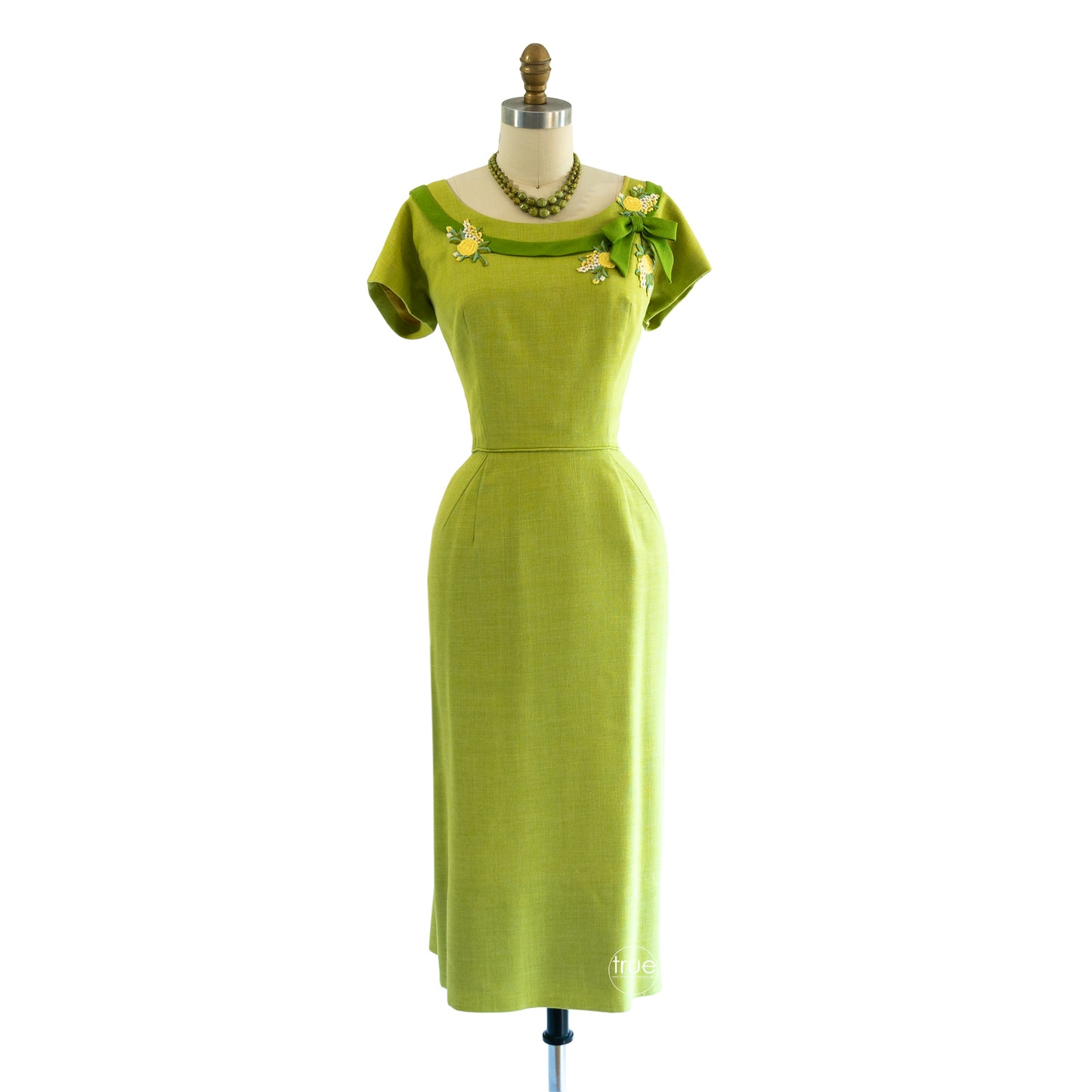 vintage 1960's dress ...gorgeous PEGGY HUNT chartreuse linen wiggle with corsage appliqués