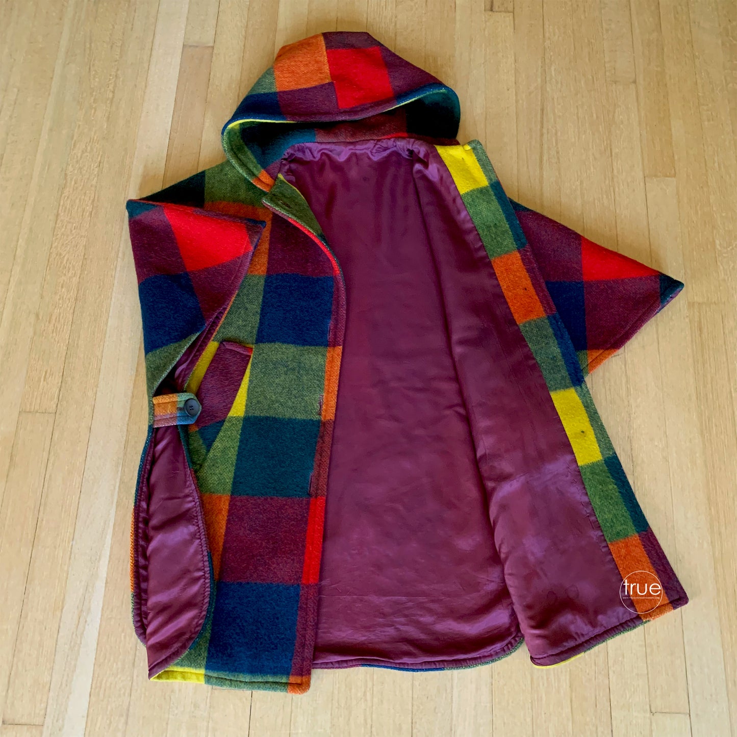 vintage 1970's coat ...2DIE4 hooded RAINBOW plaid cape poncho