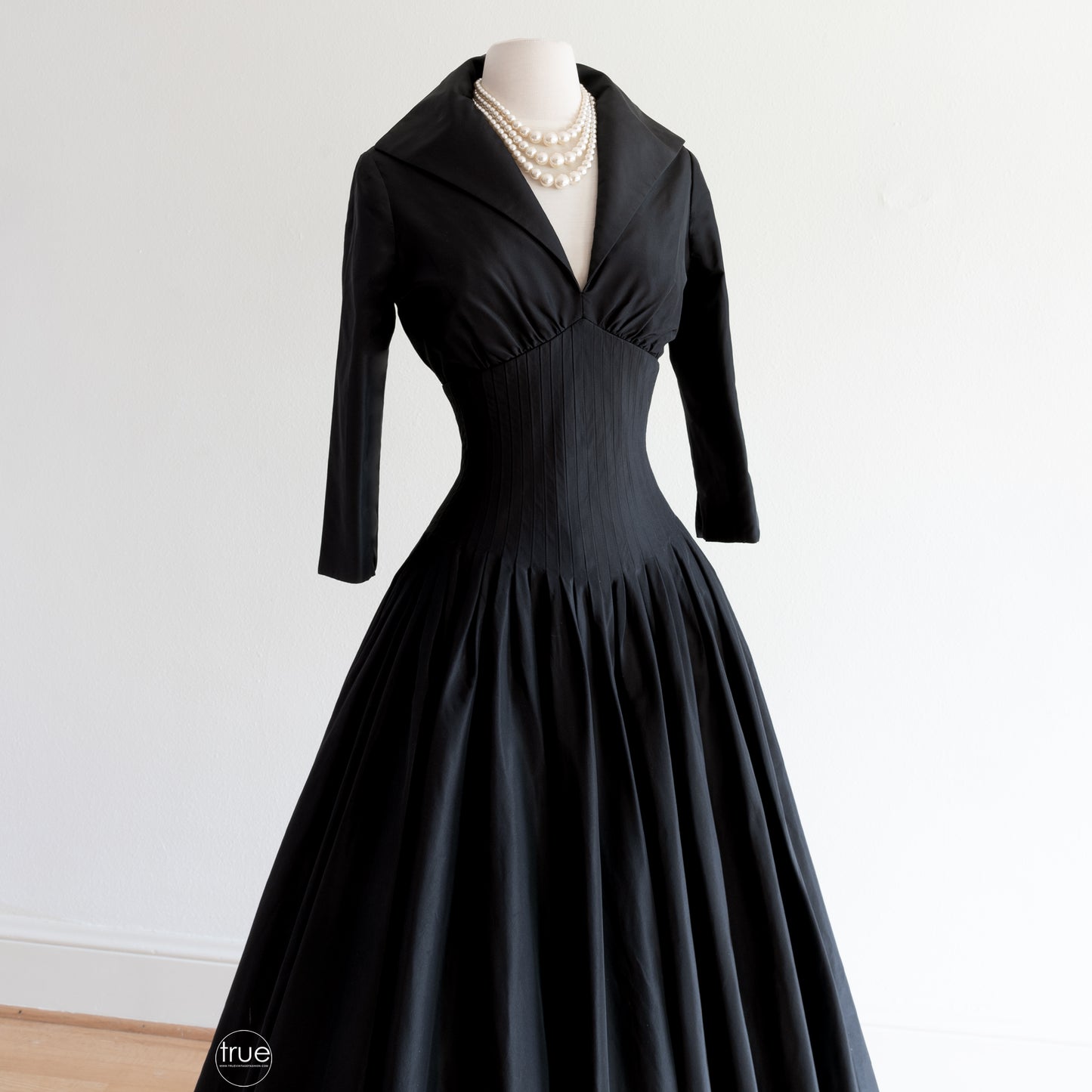 1950's style dress ...luxury designer RICKIE FREEMAN for Teri Jon black silk peau de soie dress