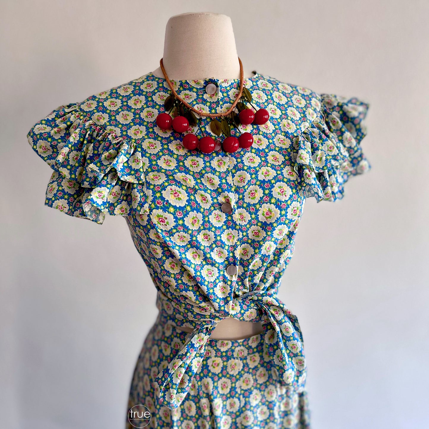 vintage 1930's dress set ...best NEIMAN MARCUS by WESTWAY-DALLAS 2 pc skirt & top cotton calico floral dress set
