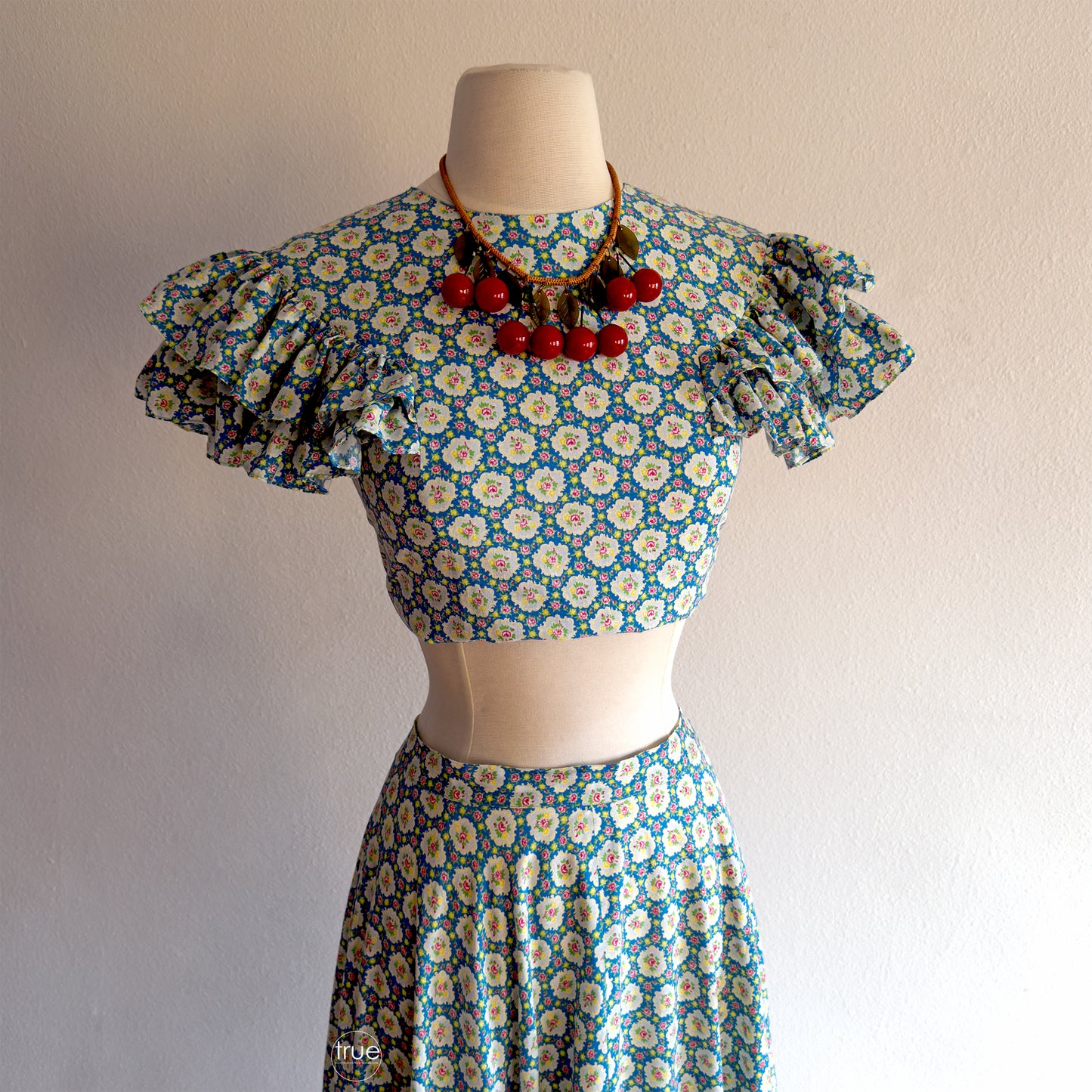 vintage 1930's dress set ...best NEIMAN MARCUS by WESTWAY-DALLAS 2 pc skirt & top cotton calico floral dress set