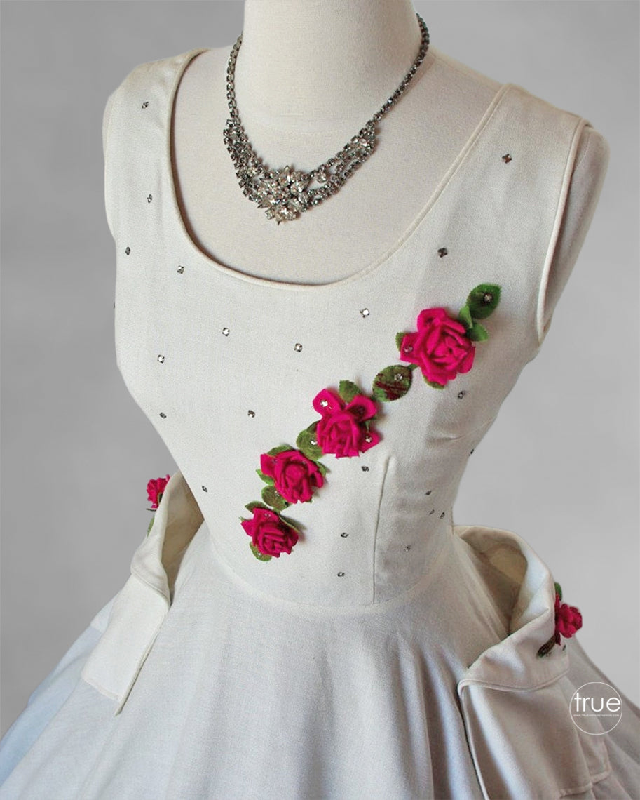 vintage 1950's dress ...ivory linen full CIRCLE SKIRT dress with gorgeous velvet 3D millinery roses