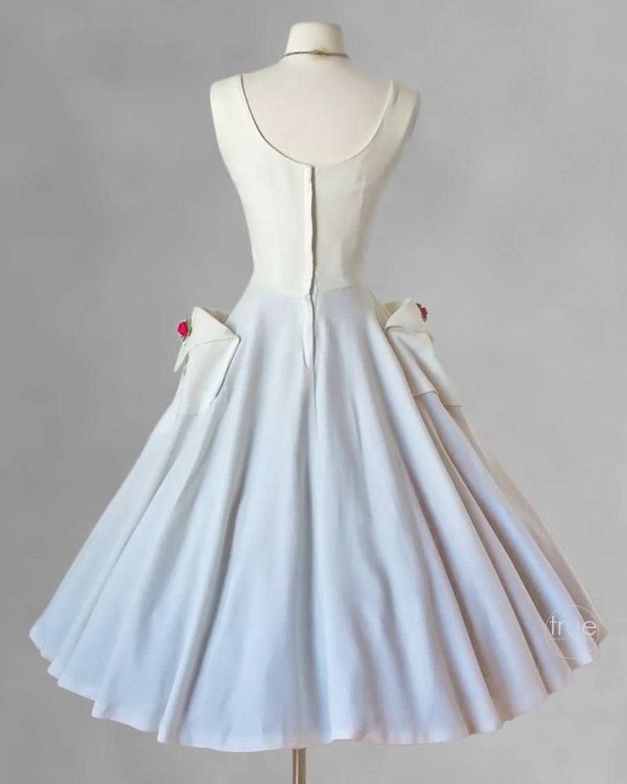 vintage 1950's dress ...ivory linen full CIRCLE SKIRT dress with gorgeous velvet 3D millinery roses